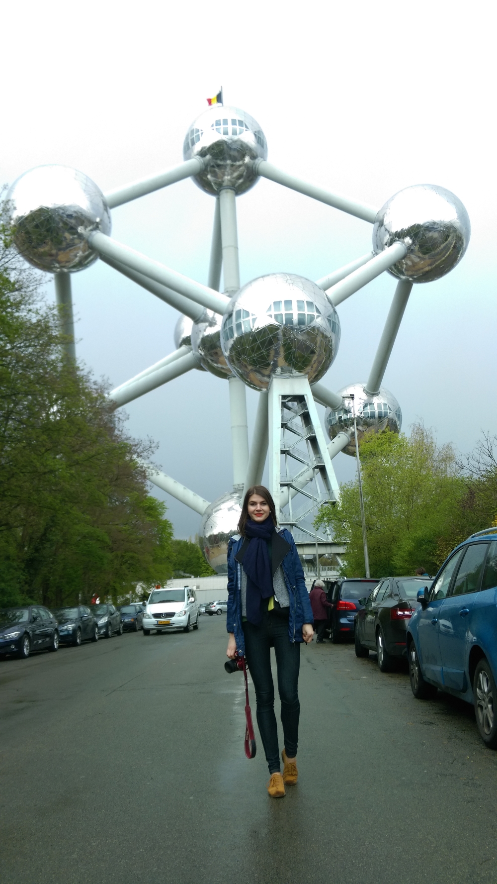 the atomium in brussels, what to visit in brussels, glamthug blog, trip in brussels blog, 10 reasons to love Brussels